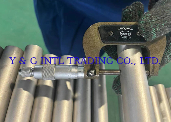 Tubo di titanio rotondo lucidato Lega senza saldatura 0,1% Impurità