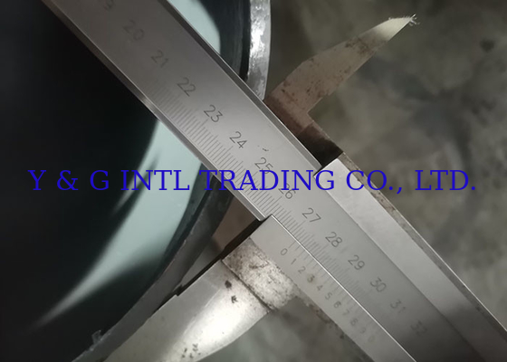 Fittings per flange a filo per il collegamento di tubi a varie classi di pressione